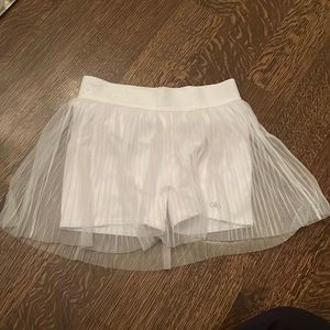 Alo Yoga Tennis Skirt size M white